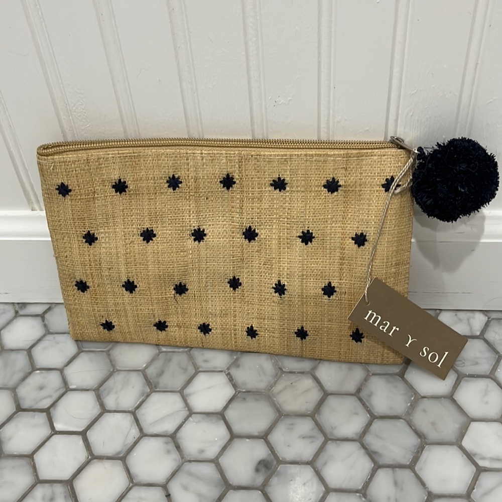New with tags Mar Y Sol raffia zippered clutch